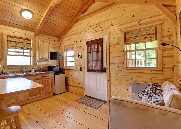 Cozy Perfect For A Romantic Escape With Bbq In Dayton, Wyoming